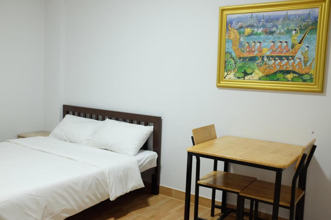 Wj Residence At Suvarnaphumi Банкок Екстериор снимка