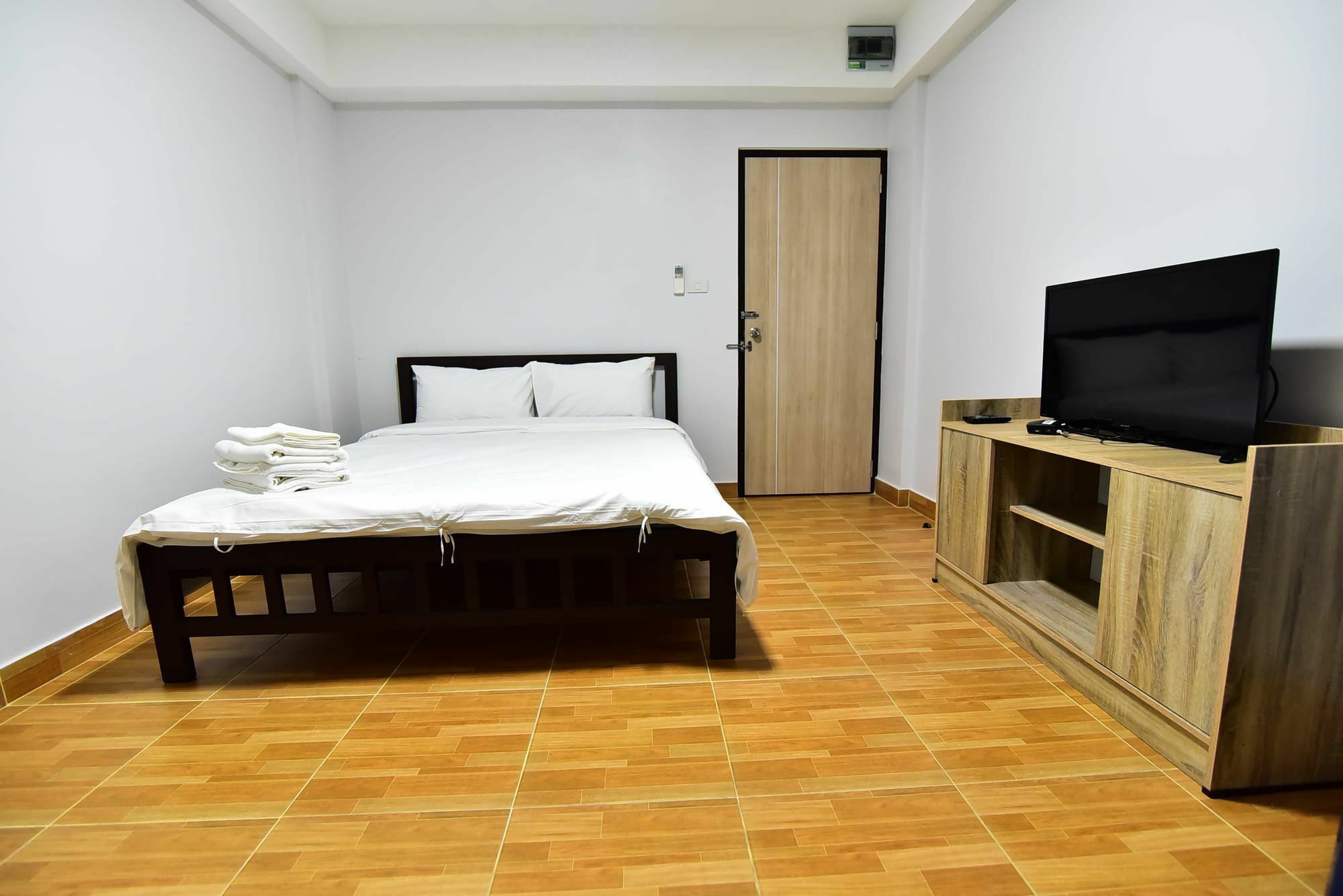 Wj Residence At Suvarnaphumi Банкок Екстериор снимка